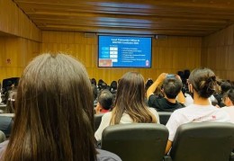 香港中学插班视频回放观看渠道及申请要点解析