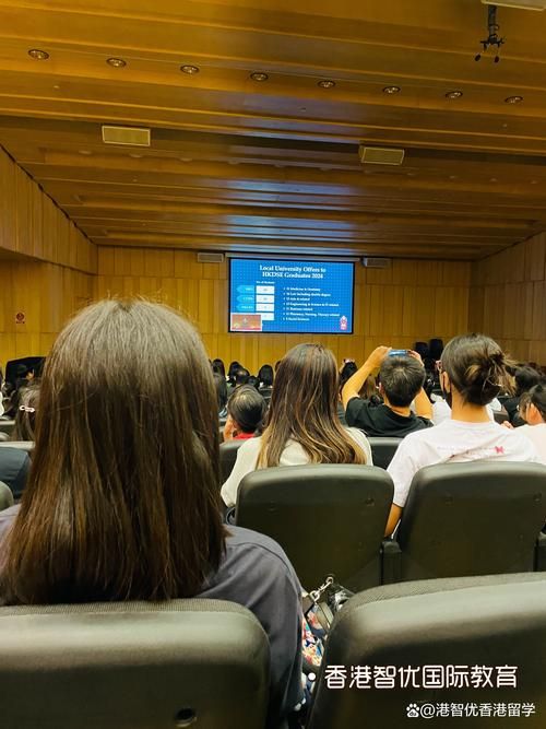 香港中学插班视频回放观看渠道及申请要点解析