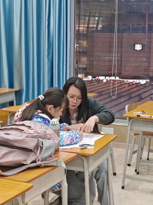 香港中学插班服务 专业辅导助力学生顺利过渡