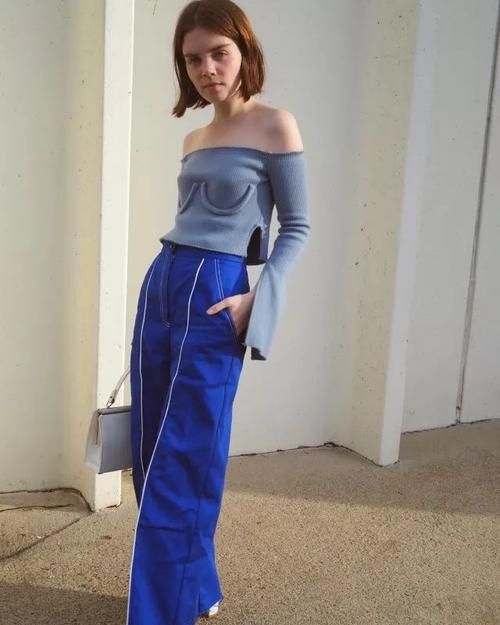 香港中学插班考试着装指南 得体穿搭提升印象分